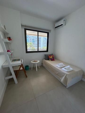 Apartamento Amplo De 3 Quartos Na Barra Da Tijuca, Pertinho Da Praia, Super Bem Decorado E Equipado, Limpissimo, Cheiroso, Novinho, Com Suite, Lavabo, Varandao, Piscina, Portaria 24 Horas, Perto De Bares E Restaurantes Río de Janeiro