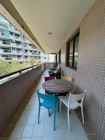 Amplo De 3 Quartos Na Barra Da Tijuca, Pertinho Da Praia, Super Bem Decorado E Equipado, Limpissimo, Cheiroso, Novinho, Com Suite, Lavabo, Varandao, Piscina, Portaria 24 Horas, Perto De Bares E Restaurantes Río de Janeiro
