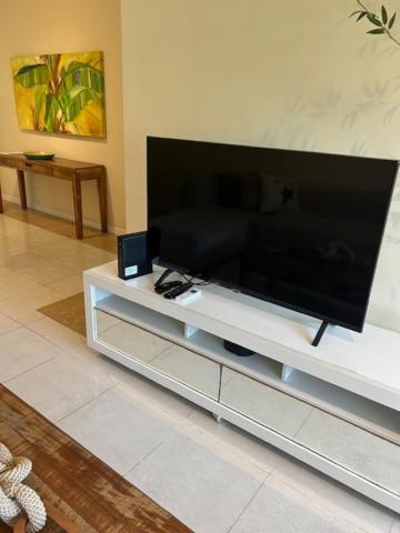 Amplo De 3 Quartos Na Barra Da Tijuca, Pertinho Da Praia, Super Bem Decorado E Equipado, Limpissimo, Cheiroso, Novinho, Com Suite, Lavabo, Varandao, Piscina, Portaria 24 Horas, Perto De Bares E Restaurantes